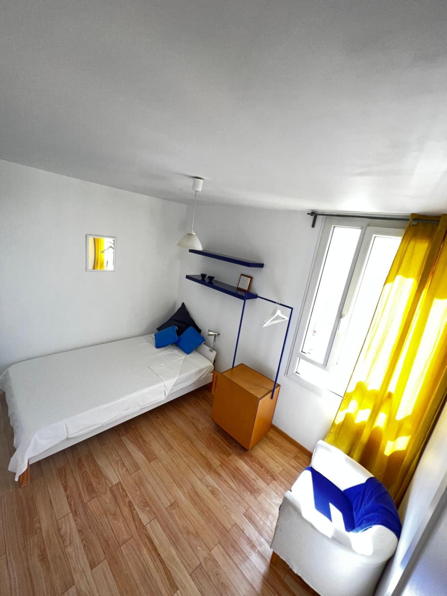 Chambre Famille D'Accueil Entre Paris Et Disney Douze Minutes Centre Paris Quinze Euros De Plus Pour Frais De Menage Neuilly-sur-Marne Eksteriør bilde
